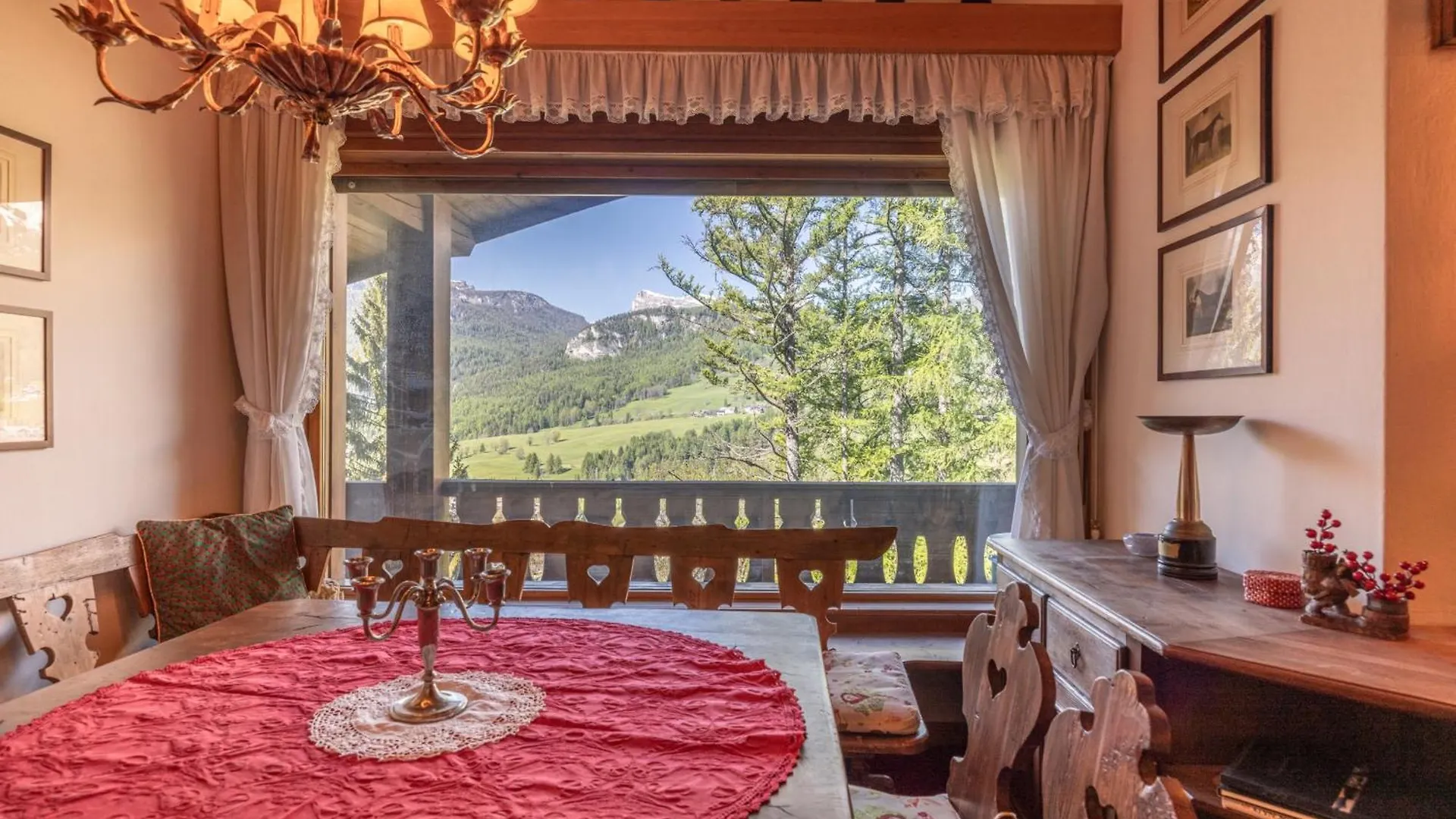 Casa Benedeta, Confortevole E Panoramica Cortina dʼAmpezzo