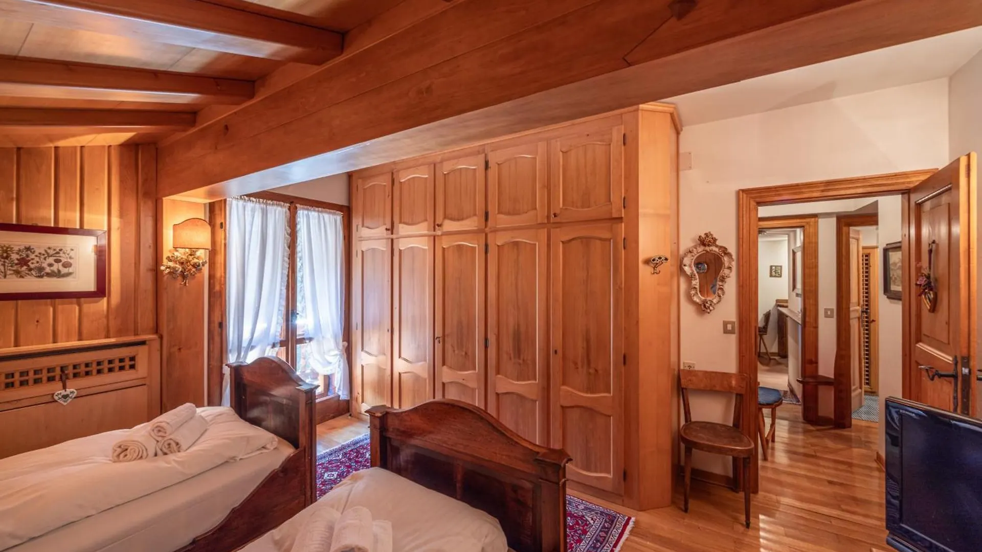Casa Benedeta, Confortevole E Panoramica Cortina dʼAmpezzo Lägenhet