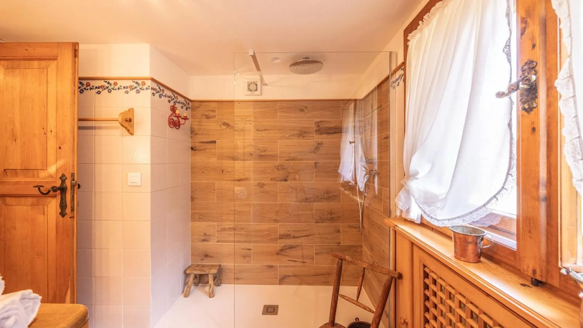 Lägenhet Casa Benedeta, Confortevole E Panoramica Cortina dʼAmpezzo